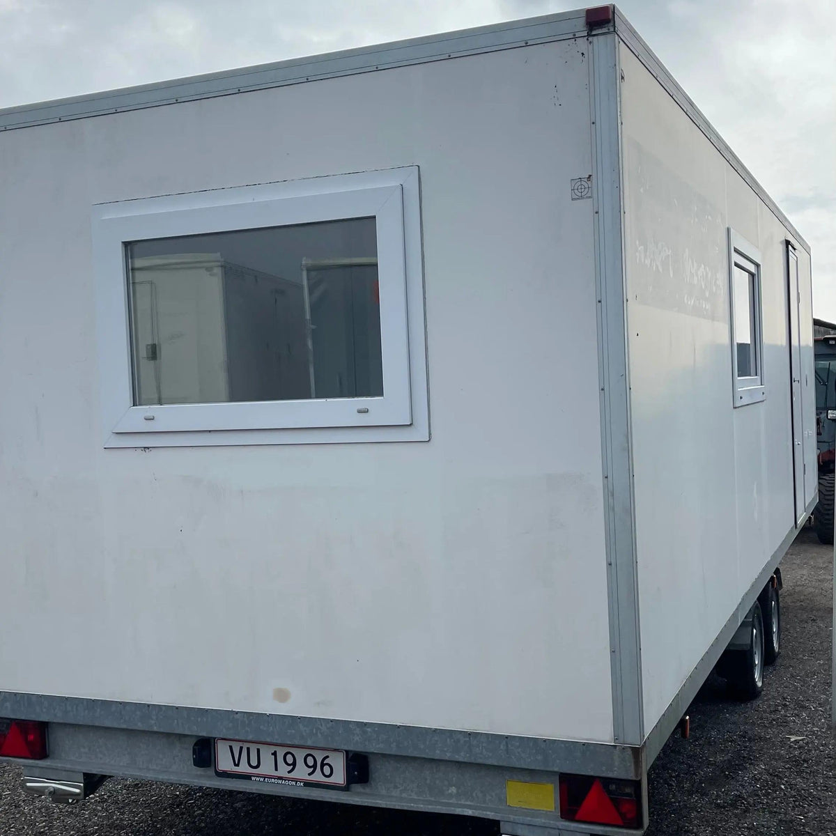 Beboelsesvogn 2-4 personers - Eurowagon 730-Køb brugte letvogne og skurvogne hos Letvogne.dk – Stort udvalg og hurtig levering