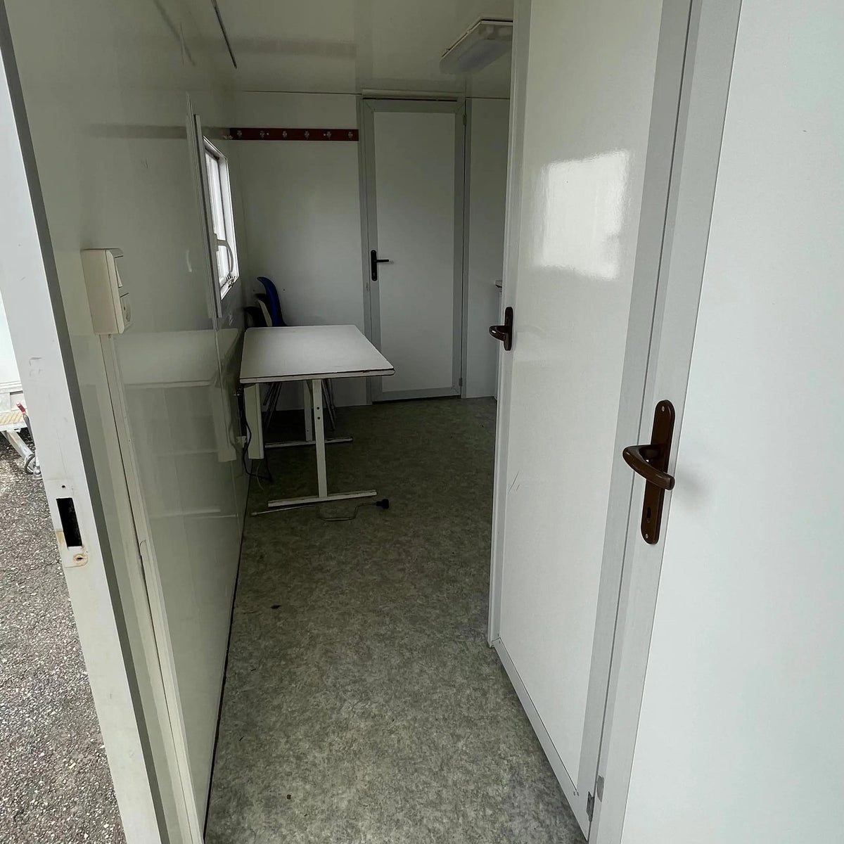 Beboelsesvogn 2-4 personers - Eurowagon 730-Køb brugte letvogne og skurvogne hos Letvogne.dk – Stort udvalg og hurtig levering