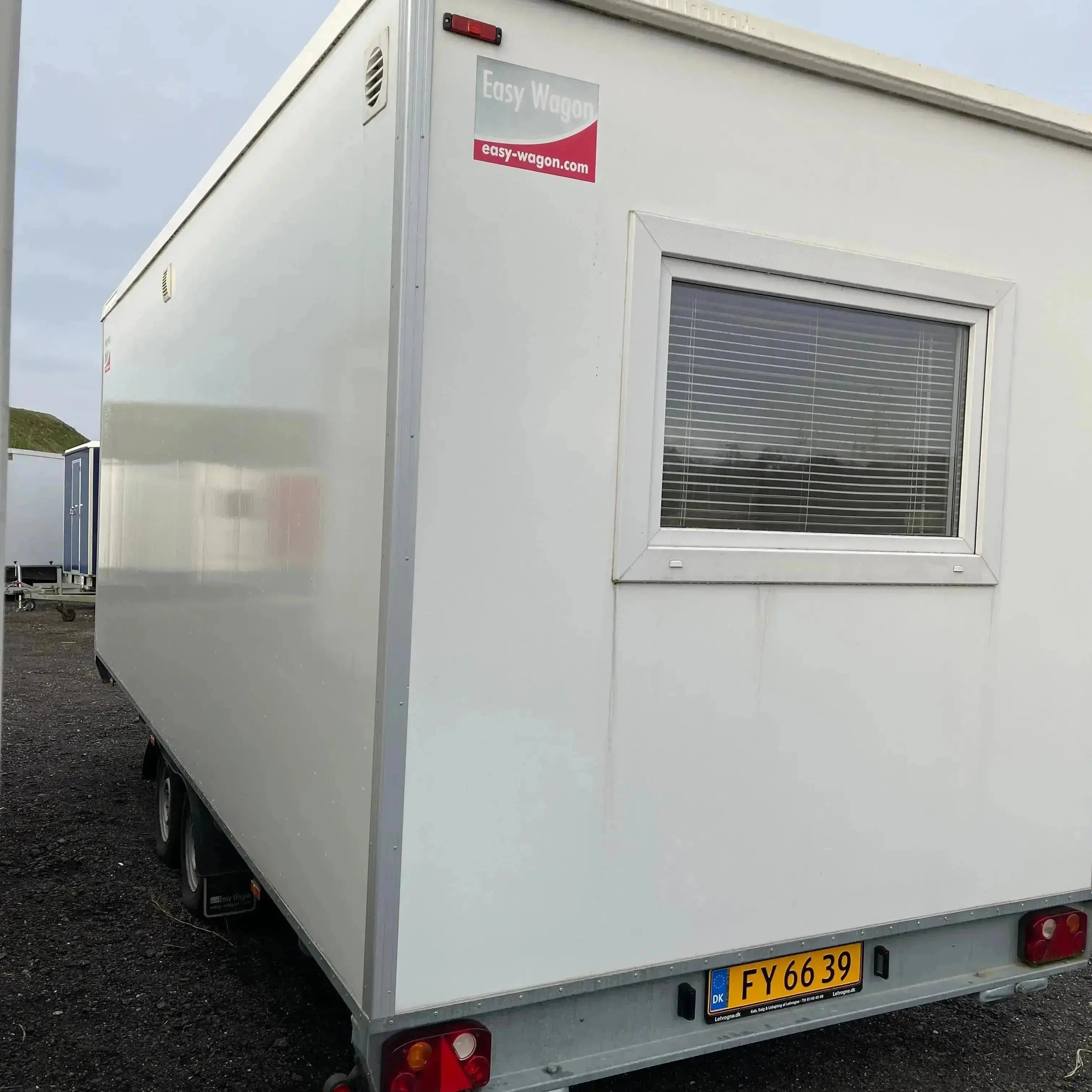 Beboelsesvogn 2 personers - Easywagon Type 570-Køb brugte letvogne og skurvogne hos Letvogne.dk – Stort udvalg og hurtig levering