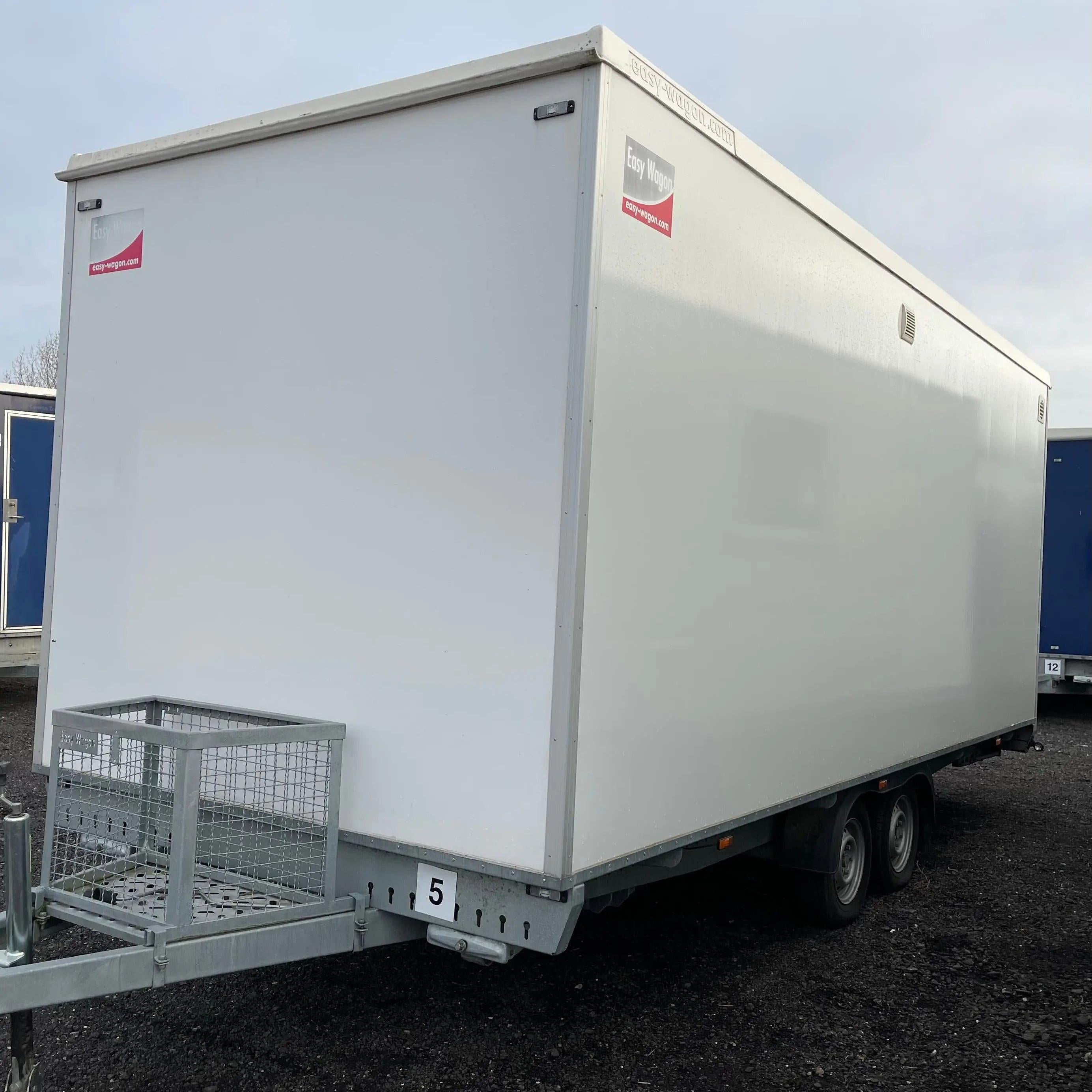 Beboelsesvogn 2 personers - Easywagon Type 570-Køb brugte letvogne og skurvogne hos Letvogne.dk – Stort udvalg og hurtig levering