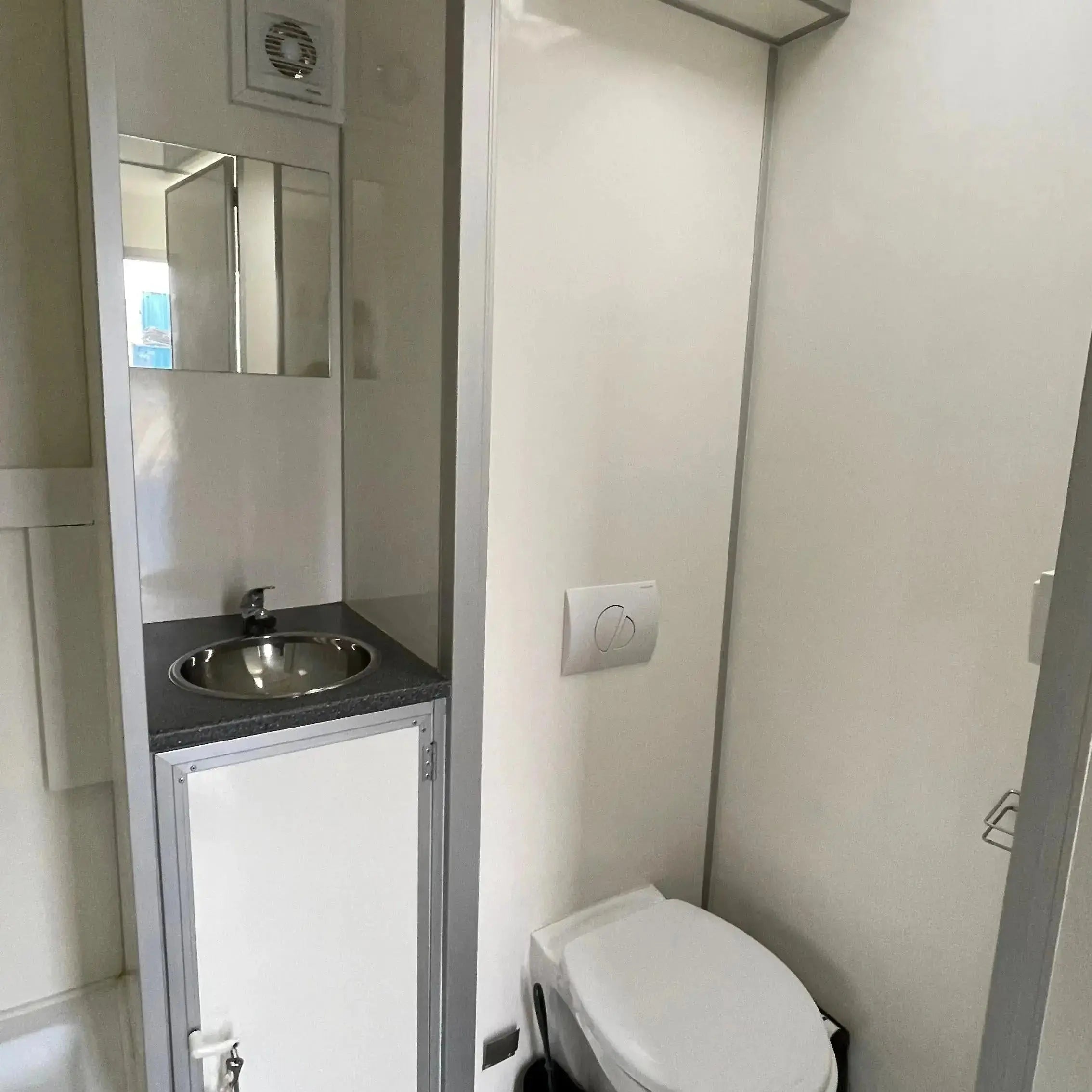 Beboelsesvogn 2 personers - Eurowagon 730-Køb brugte letvogne og skurvogne hos Letvogne.dk – Stort udvalg og hurtig levering