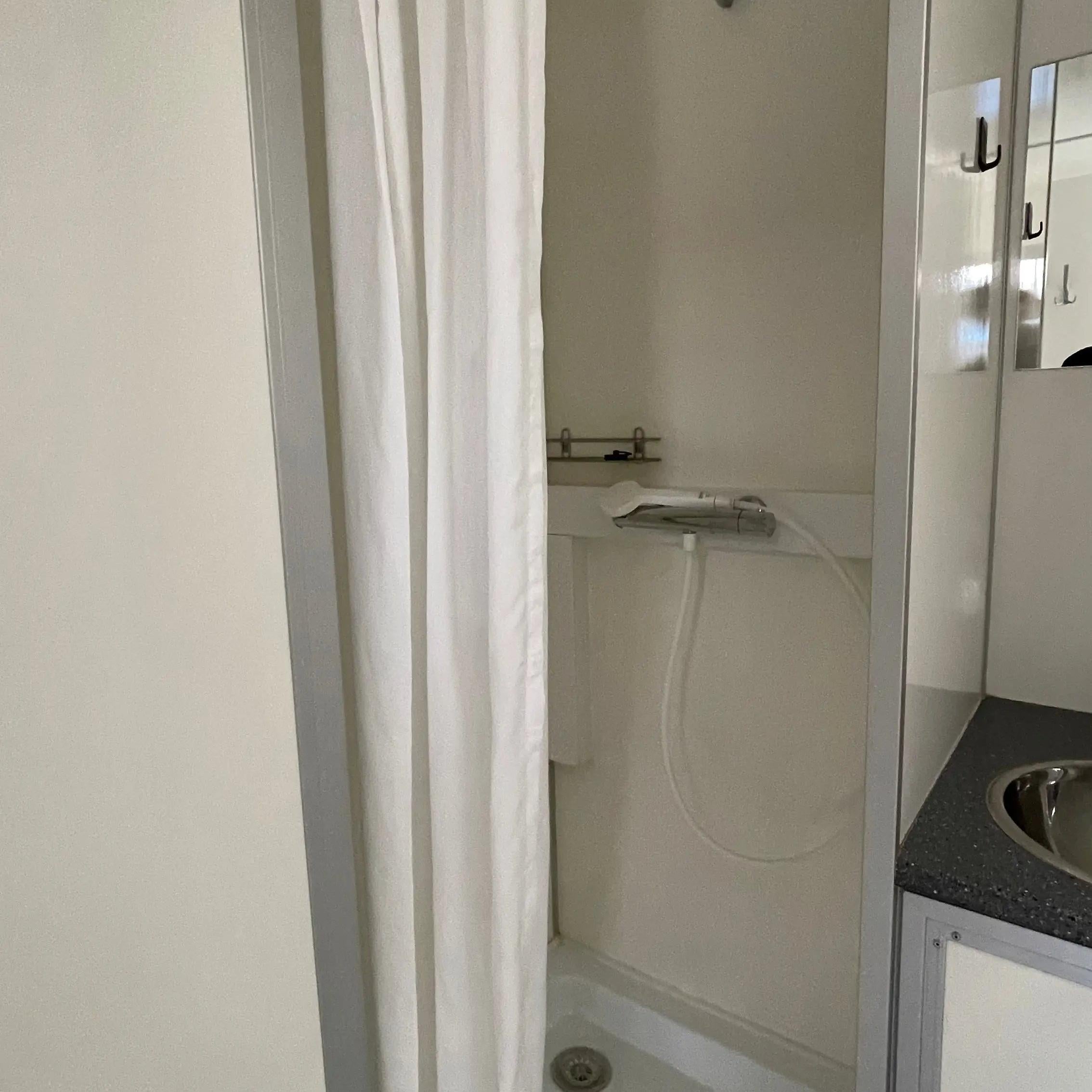 Beboelsesvogn 2 personers - Eurowagon 730-Køb brugte letvogne og skurvogne hos Letvogne.dk – Stort udvalg og hurtig levering