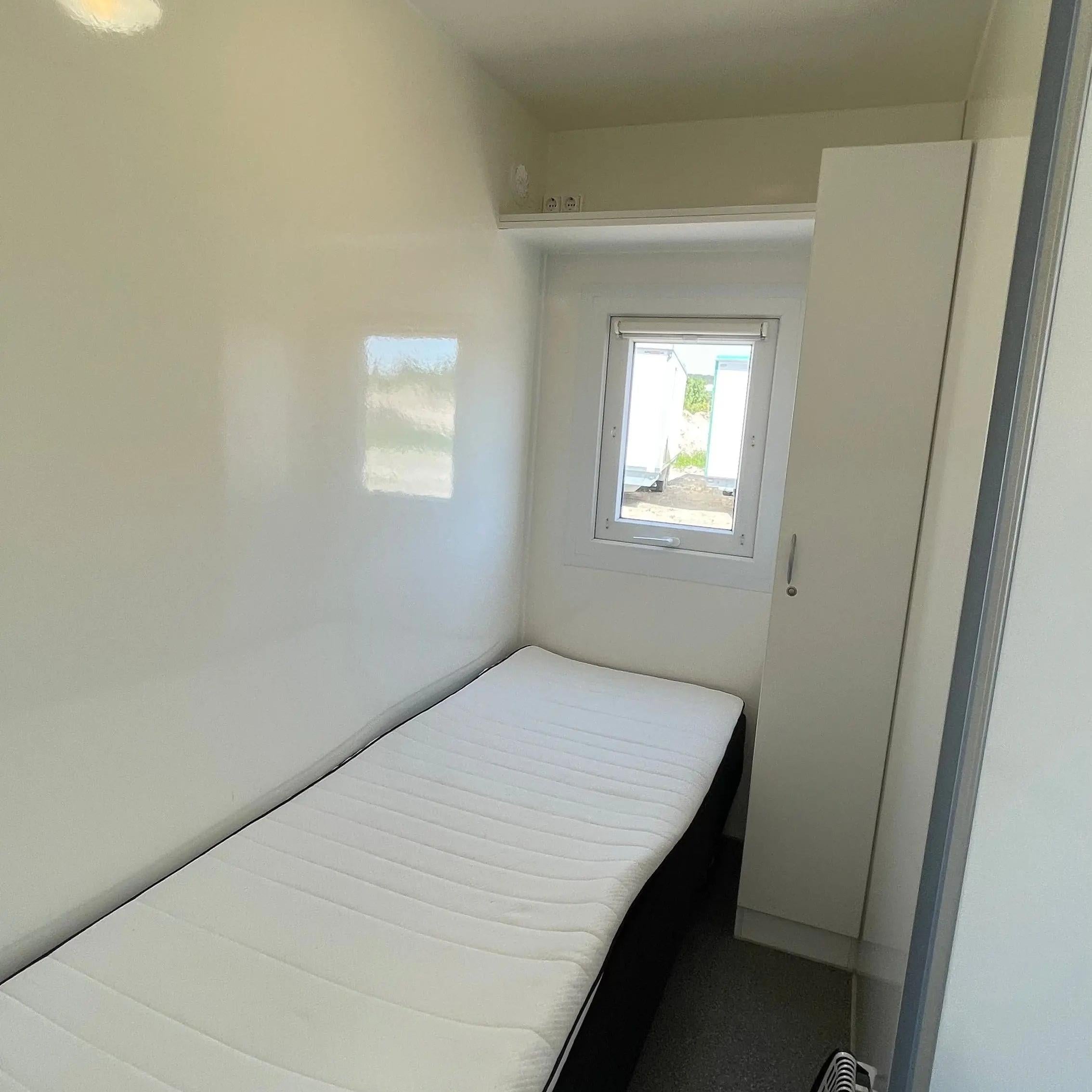 Beboelsesvogn 3 personers - Eurowagon Årgang 2022 Type 3 x 33 - 73-Køb brugte letvogne og skurvogne hos Letvogne.dk – Stort udvalg og hurtig levering