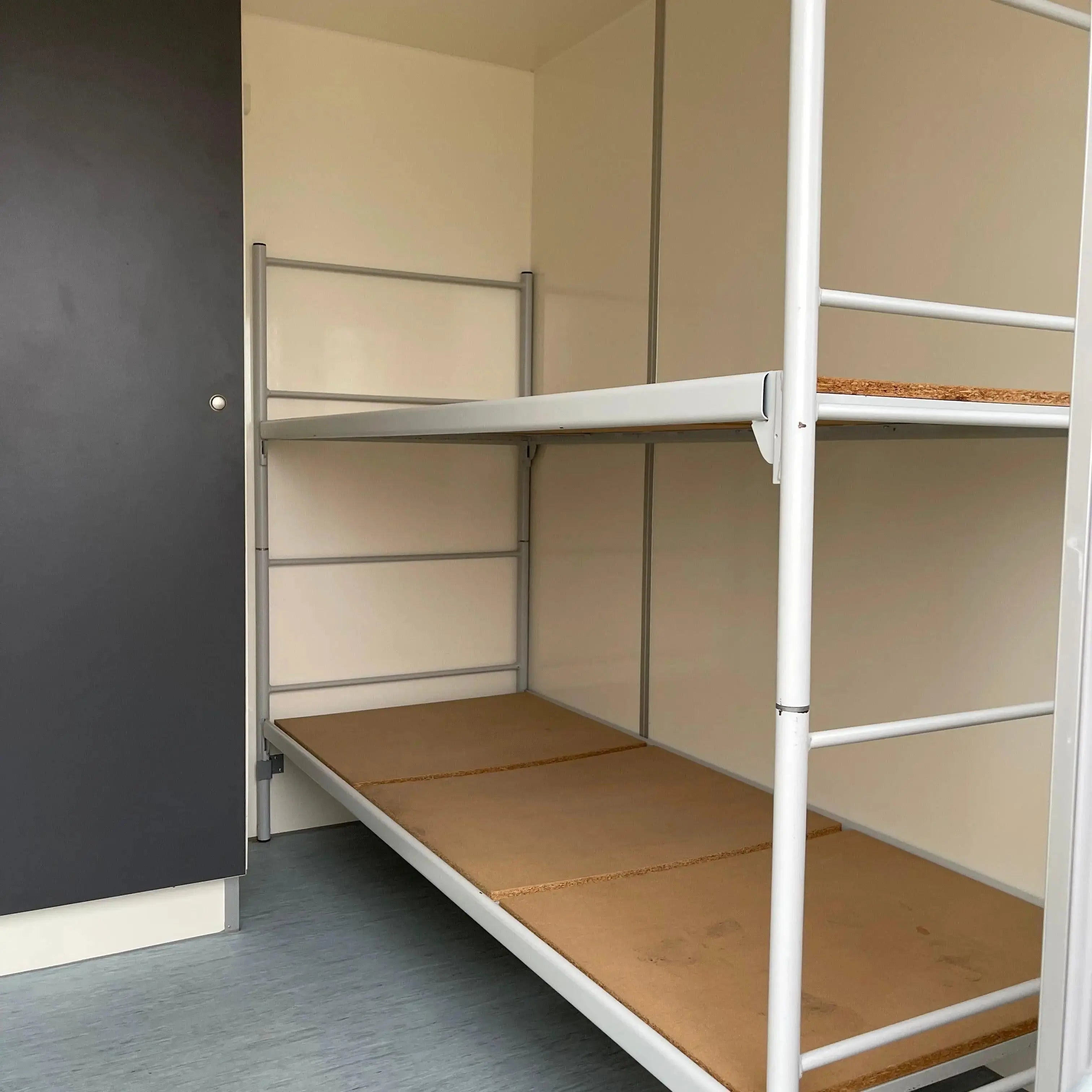 Beboelsesvogn / Sovevogn 8 personers - Scanvogn Type 730-Køb brugte letvogne og skurvogne hos Letvogne.dk – Stort udvalg og hurtig levering