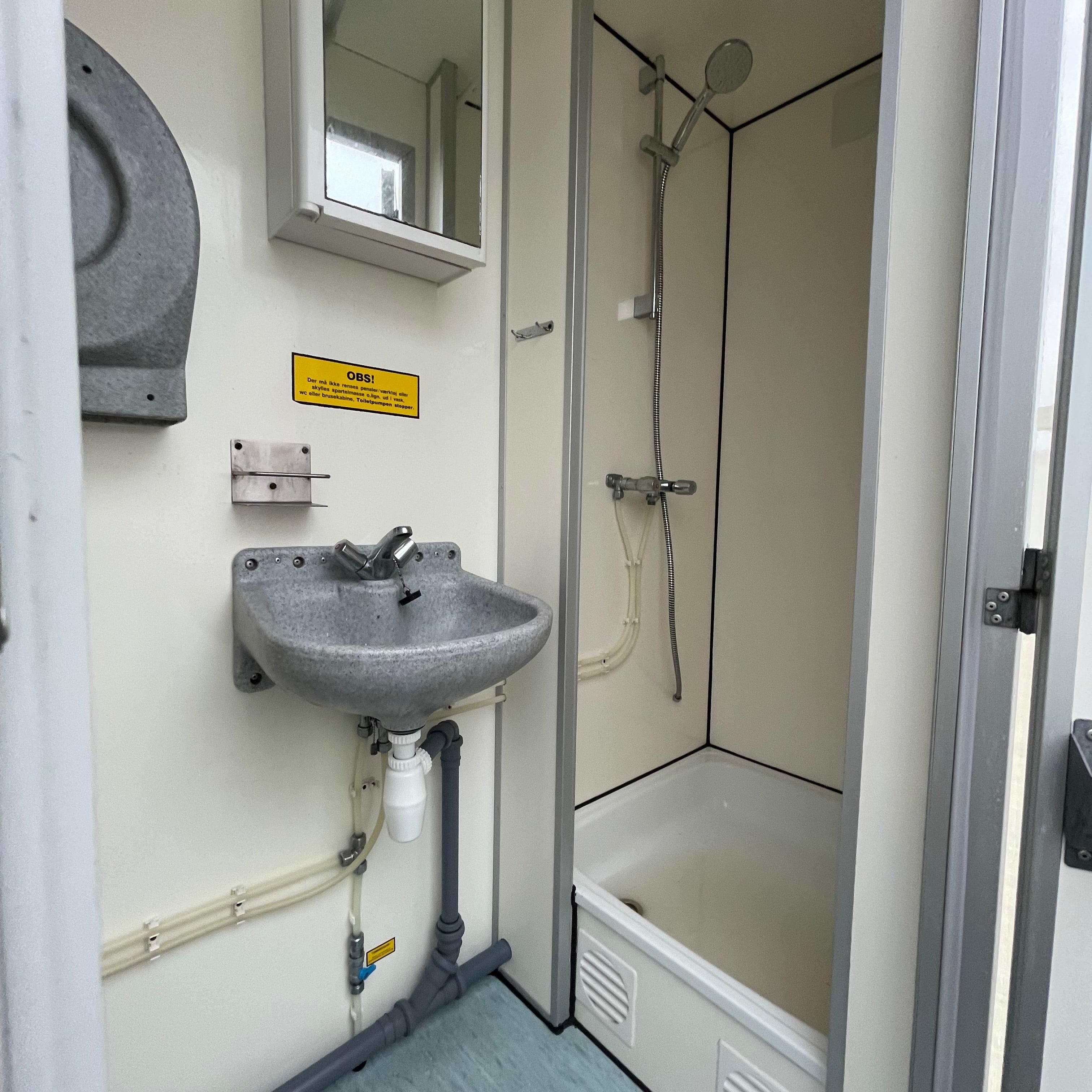 Beboelsesvogn / Sovevogn 8 personers - Scanvogn Type 730-Køb brugte letvogne og skurvogne hos Letvogne.dk – Stort udvalg og hurtig levering