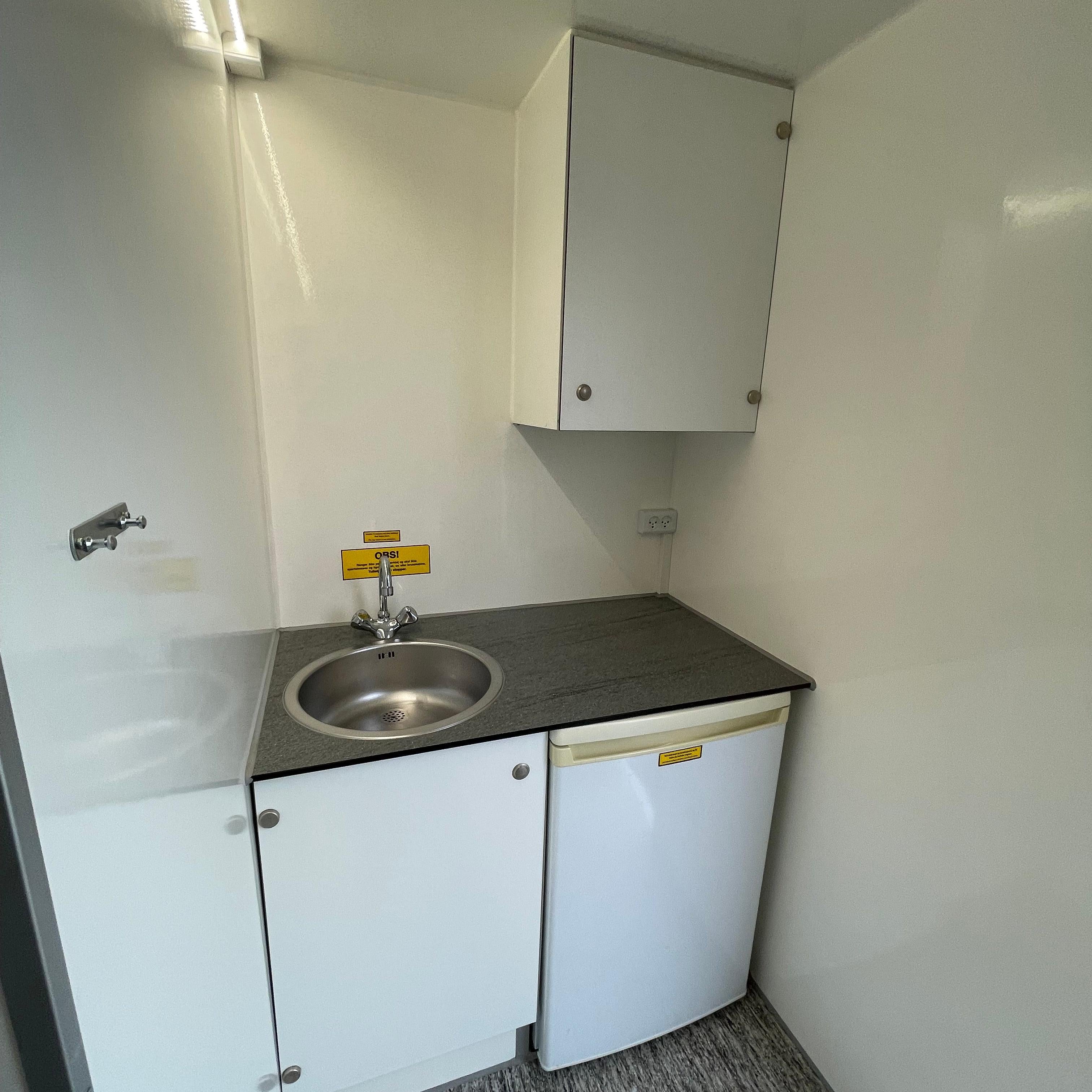 Kontorvogn 4 personers - Scanvogn Type 320-Køb brugte letvogne og skurvogne hos Letvogne.dk – Stort udvalg og hurtig levering