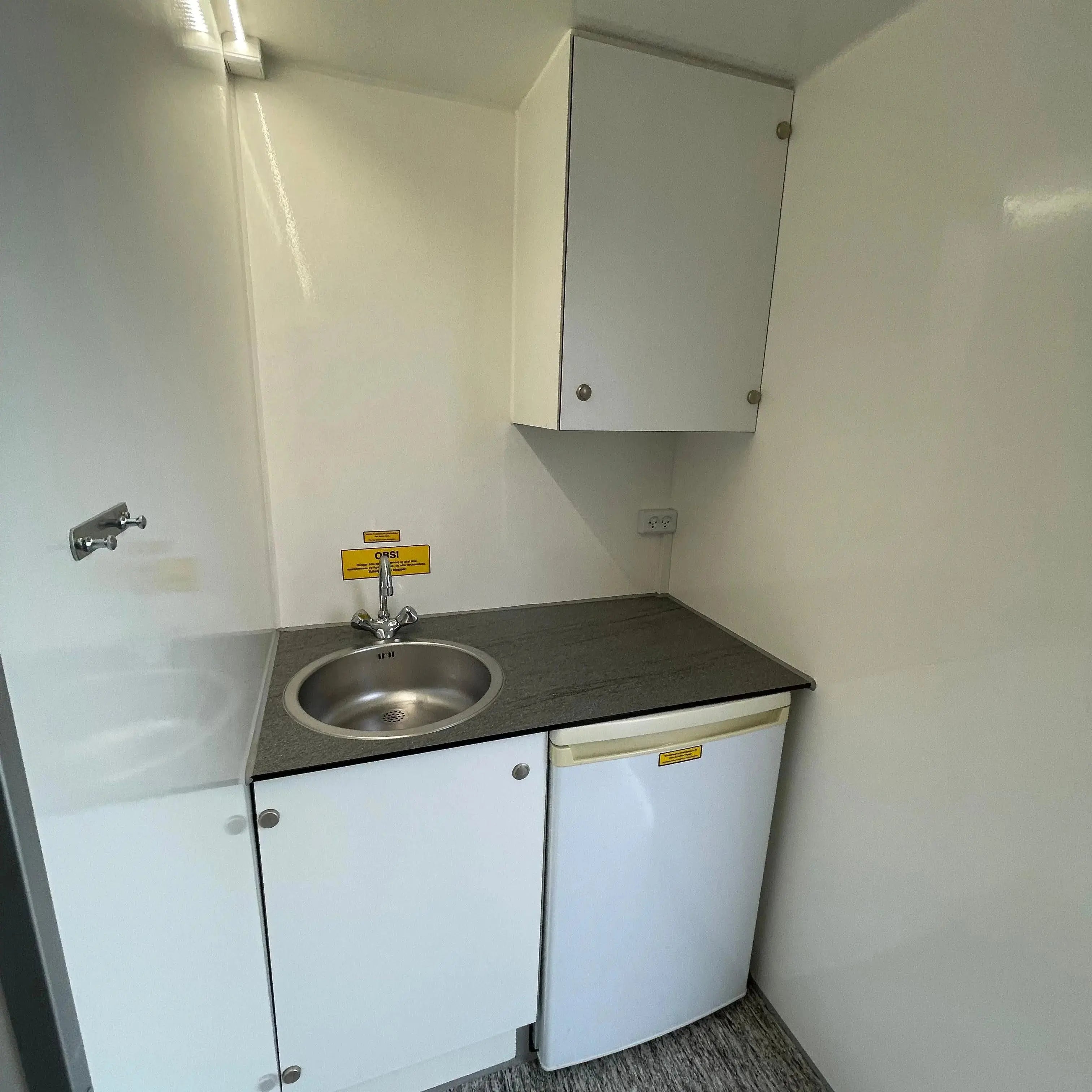 Kontorvogn 4 personers - Scanvogn Type 320-Køb brugte letvogne og skurvogne hos Letvogne.dk – Stort udvalg og hurtig levering