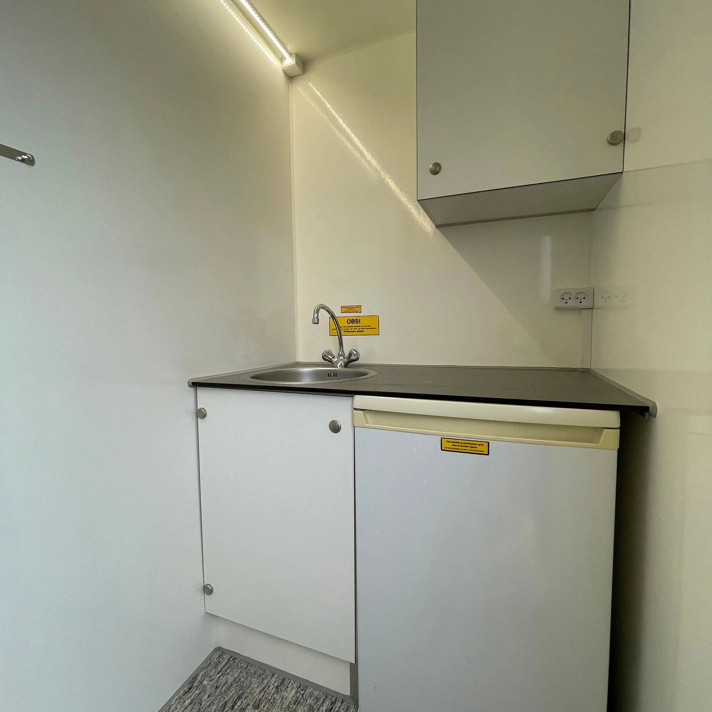 Kontorvogn 4 personers - Scanvogn Type 320-Køb brugte letvogne og skurvogne hos Letvogne.dk – Stort udvalg og hurtig levering