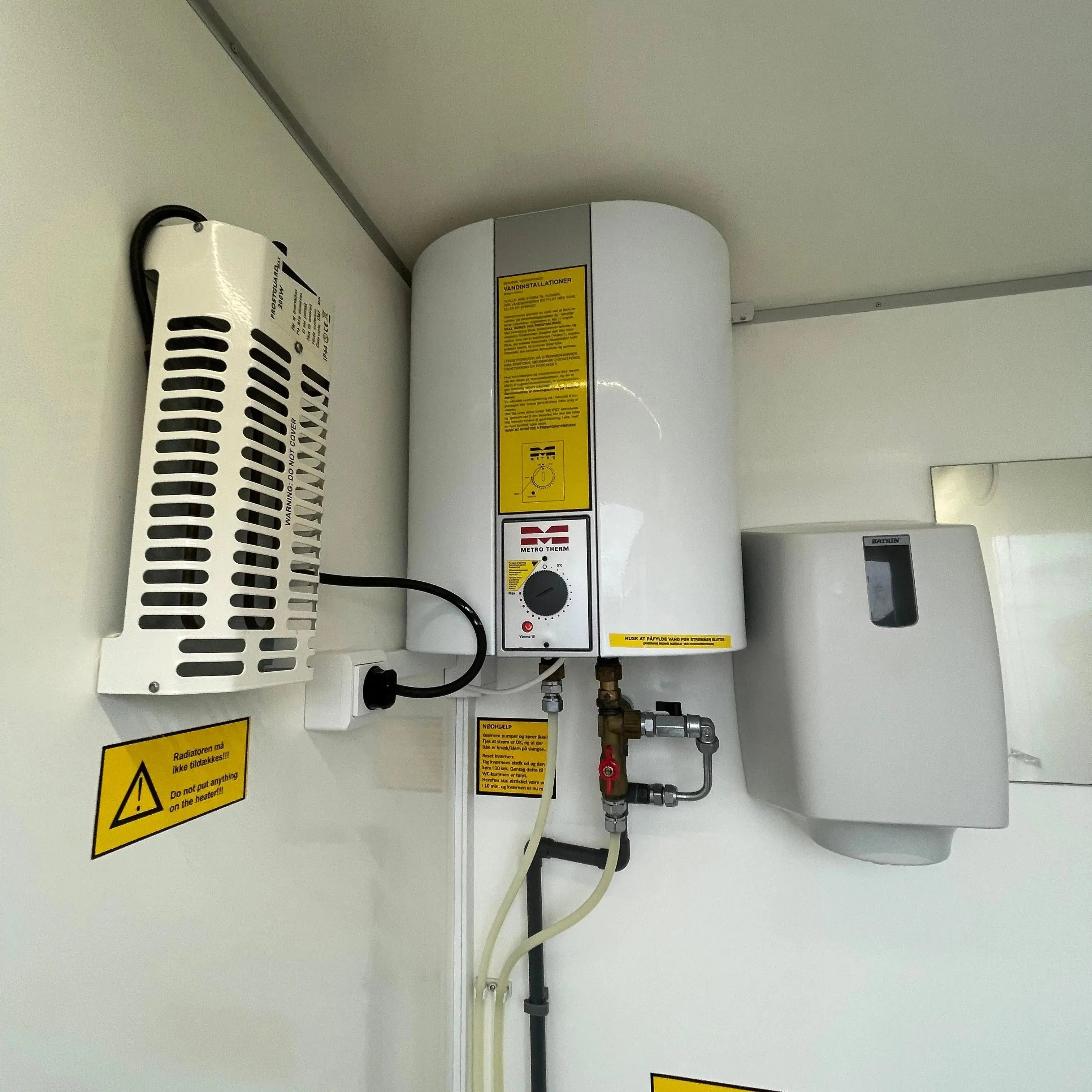 Kontorvogn 4 personers - Scanvogn Type 320-Køb brugte letvogne og skurvogne hos Letvogne.dk – Stort udvalg og hurtig levering