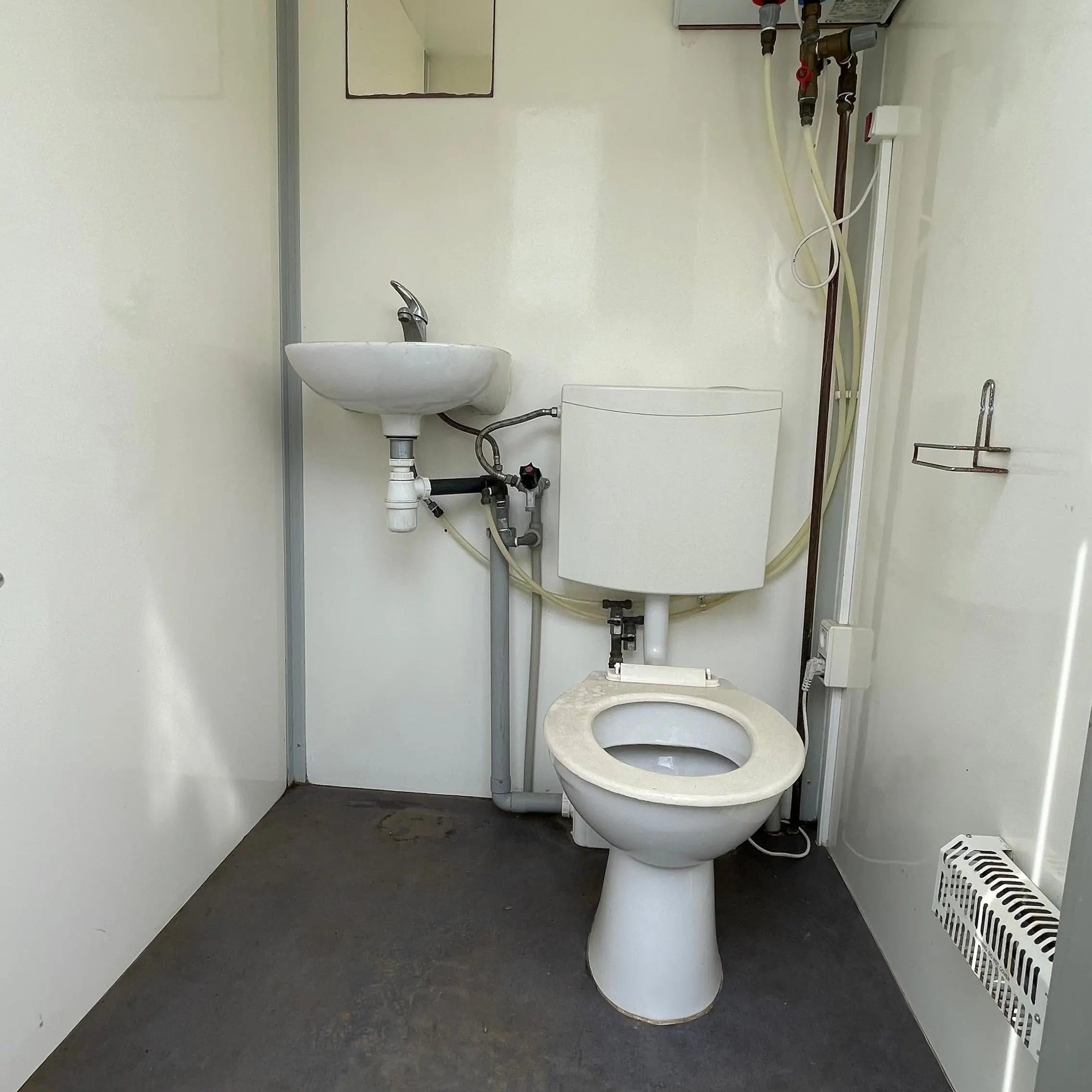 Kontorvogn 6 personers - Eurowagon-Køb brugte letvogne og skurvogne hos Letvogne.dk – Stort udvalg og hurtig levering