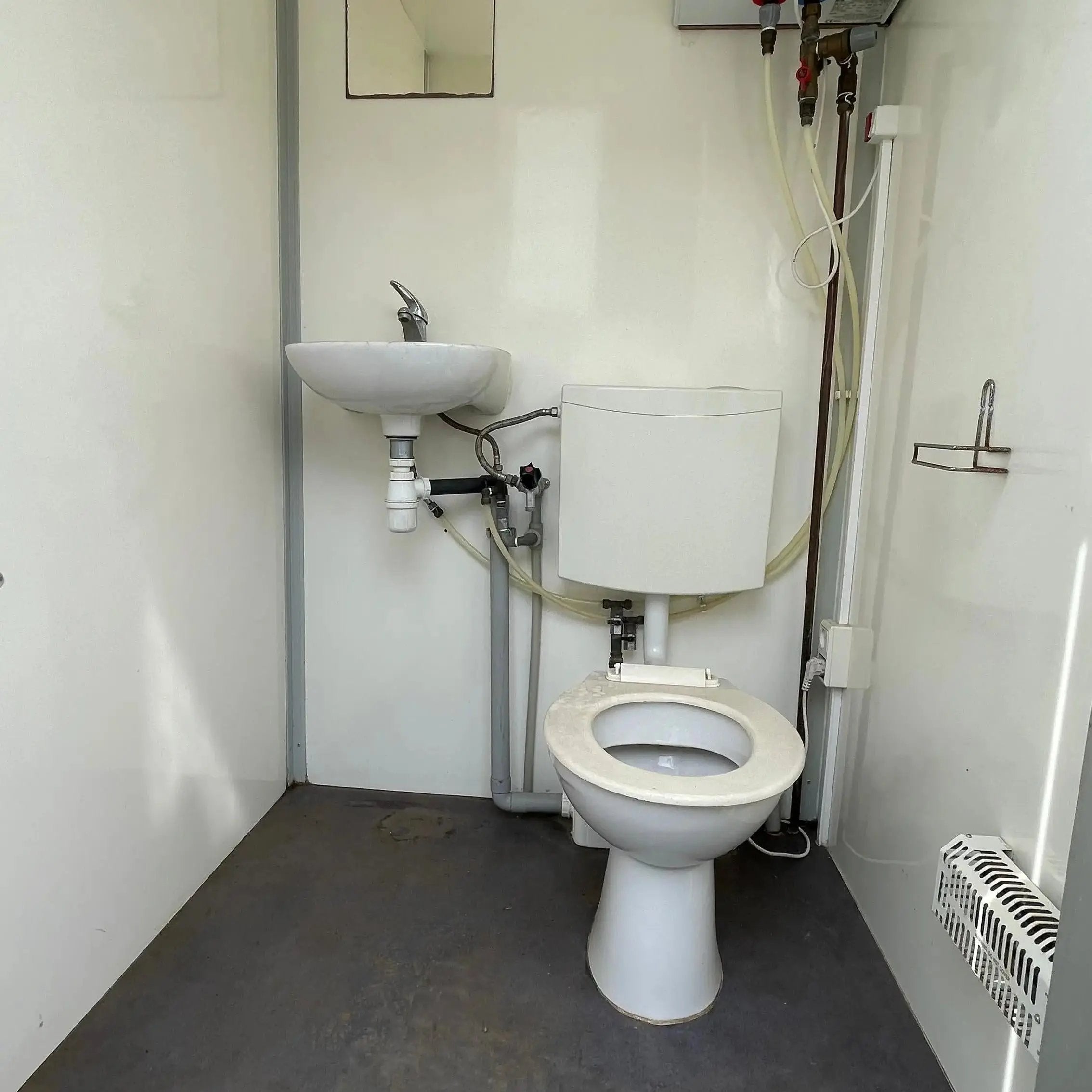 Kontorvogn 6 personers - Eurowagon-Køb brugte letvogne og skurvogne hos Letvogne.dk – Stort udvalg og hurtig levering