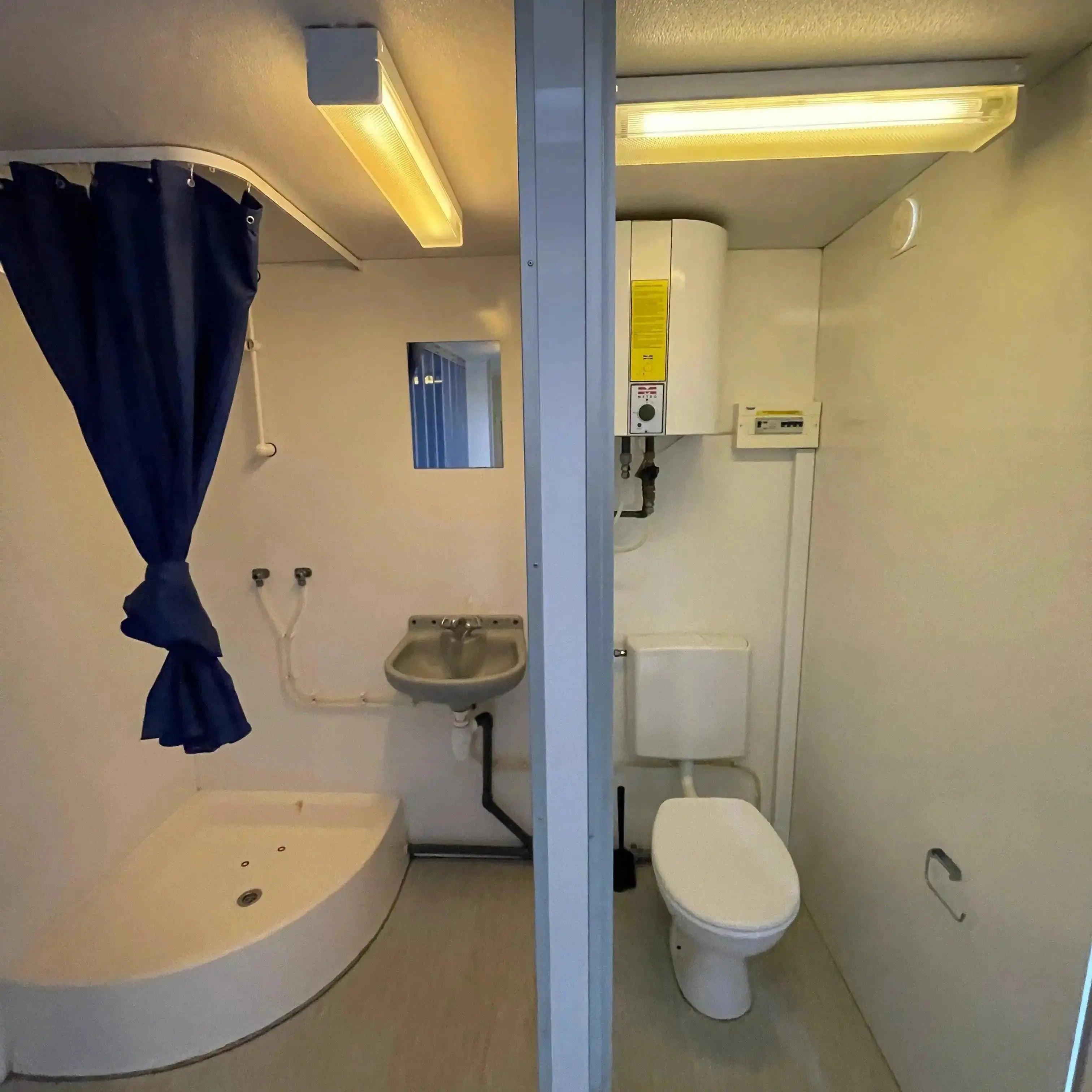 Mandskabsvogn 4 - personers Scanvogn-Køb brugte letvogne og skurvogne hos Letvogne.dk – Stort udvalg og hurtig levering