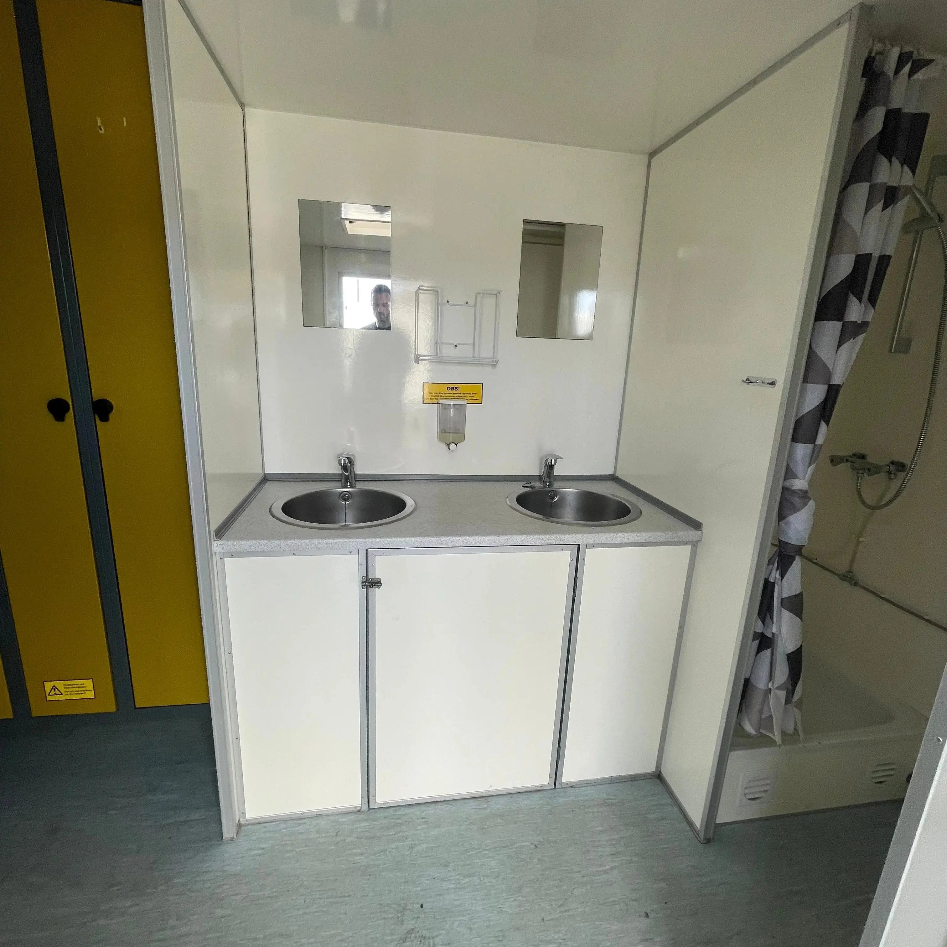 Mandskabsvogn 6 - personers Scanvogn-Køb brugte letvogne og skurvogne hos Letvogne.dk – Stort udvalg og hurtig levering