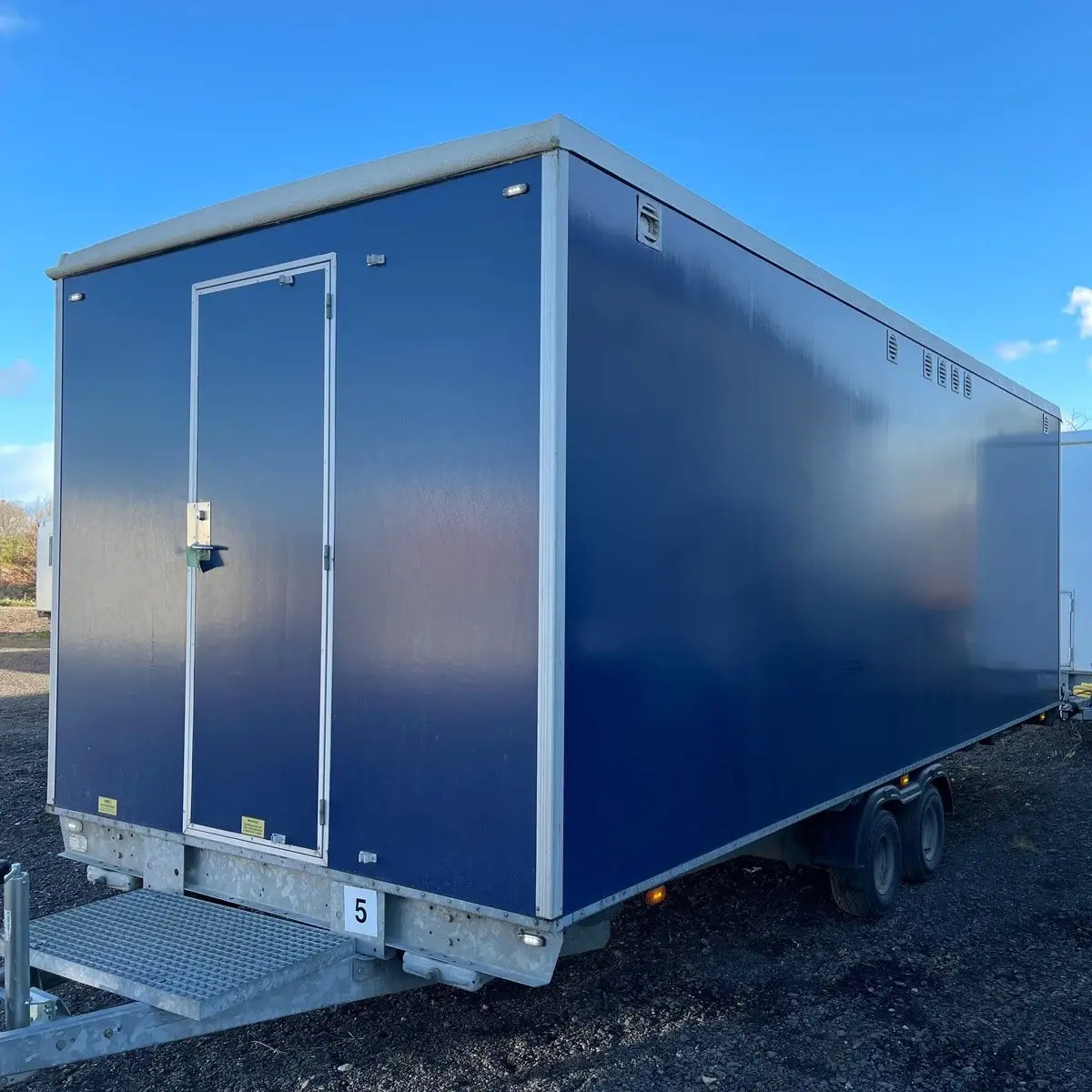 Miljøvogn 4 personers m. Tank - Scanvogn-Køb brugte letvogne og skurvogne hos Letvogne.dk – Stort udvalg og hurtig levering