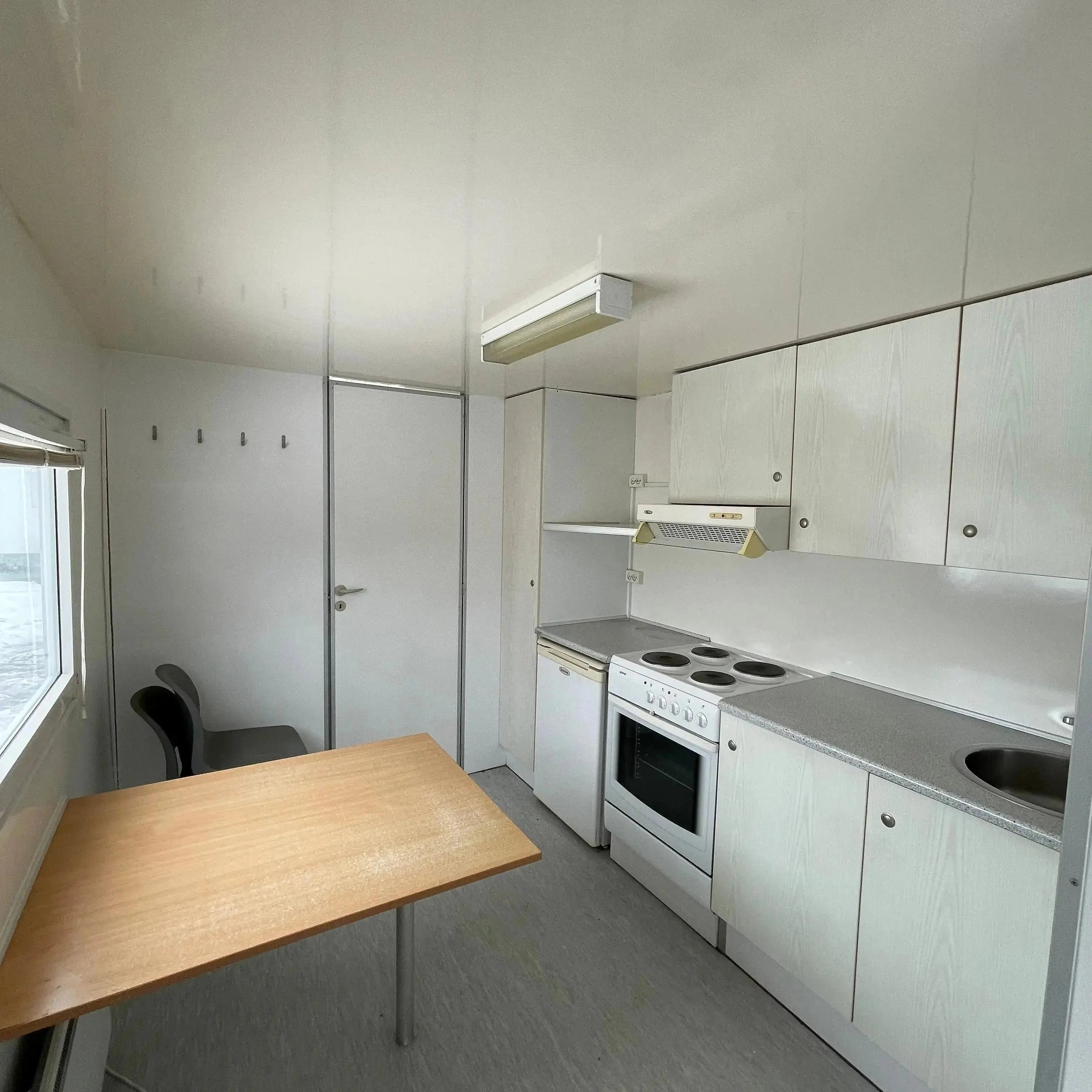 Beboelsesvogn 2-4 personers - Scanvogn Type 730-Køb brugte letvogne og skurvogne hos Letvogne.dk – Stort udvalg og hurtig levering