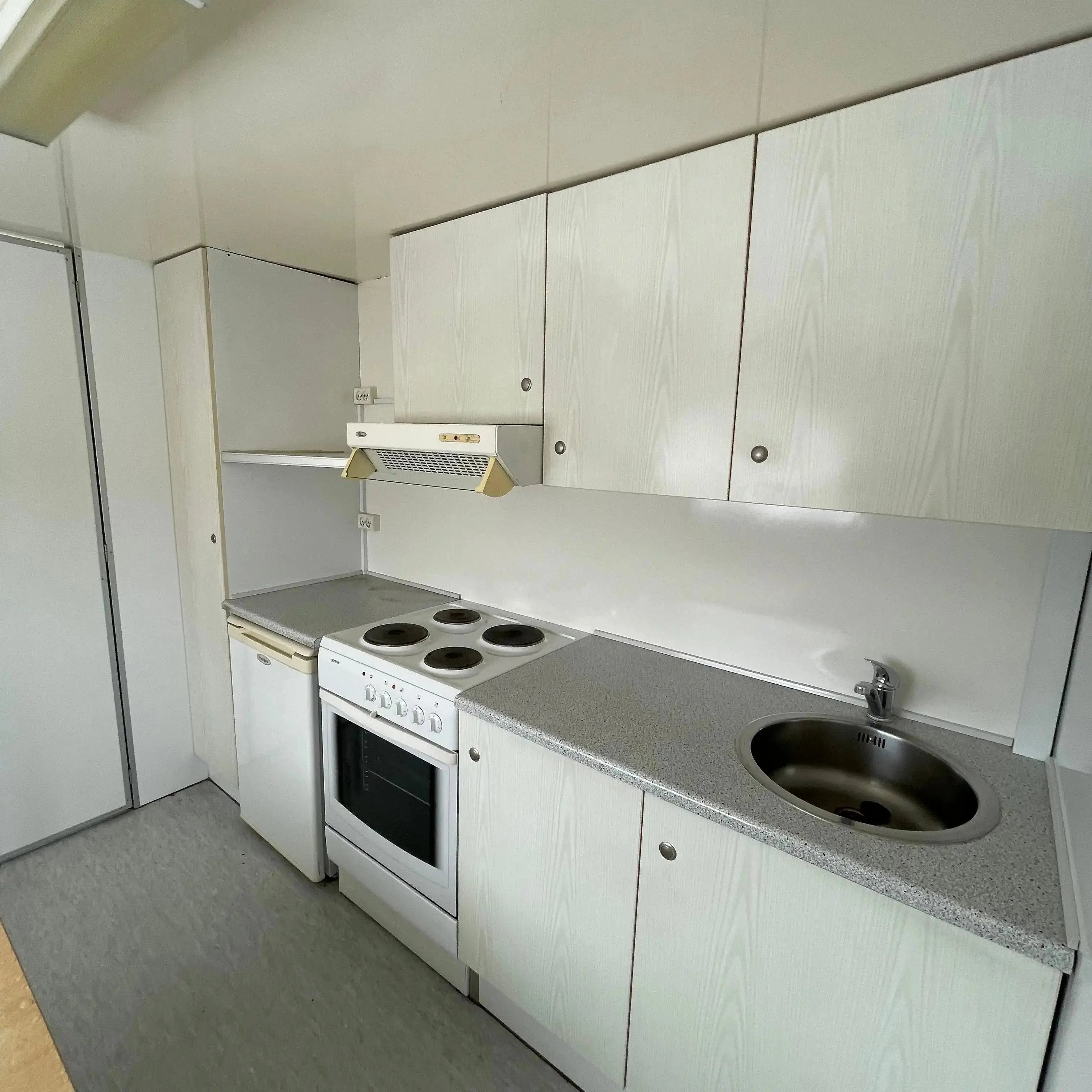 Beboelsesvogn 2-4 personers - Scanvogn Type 730-Køb brugte letvogne og skurvogne hos Letvogne.dk – Stort udvalg og hurtig levering