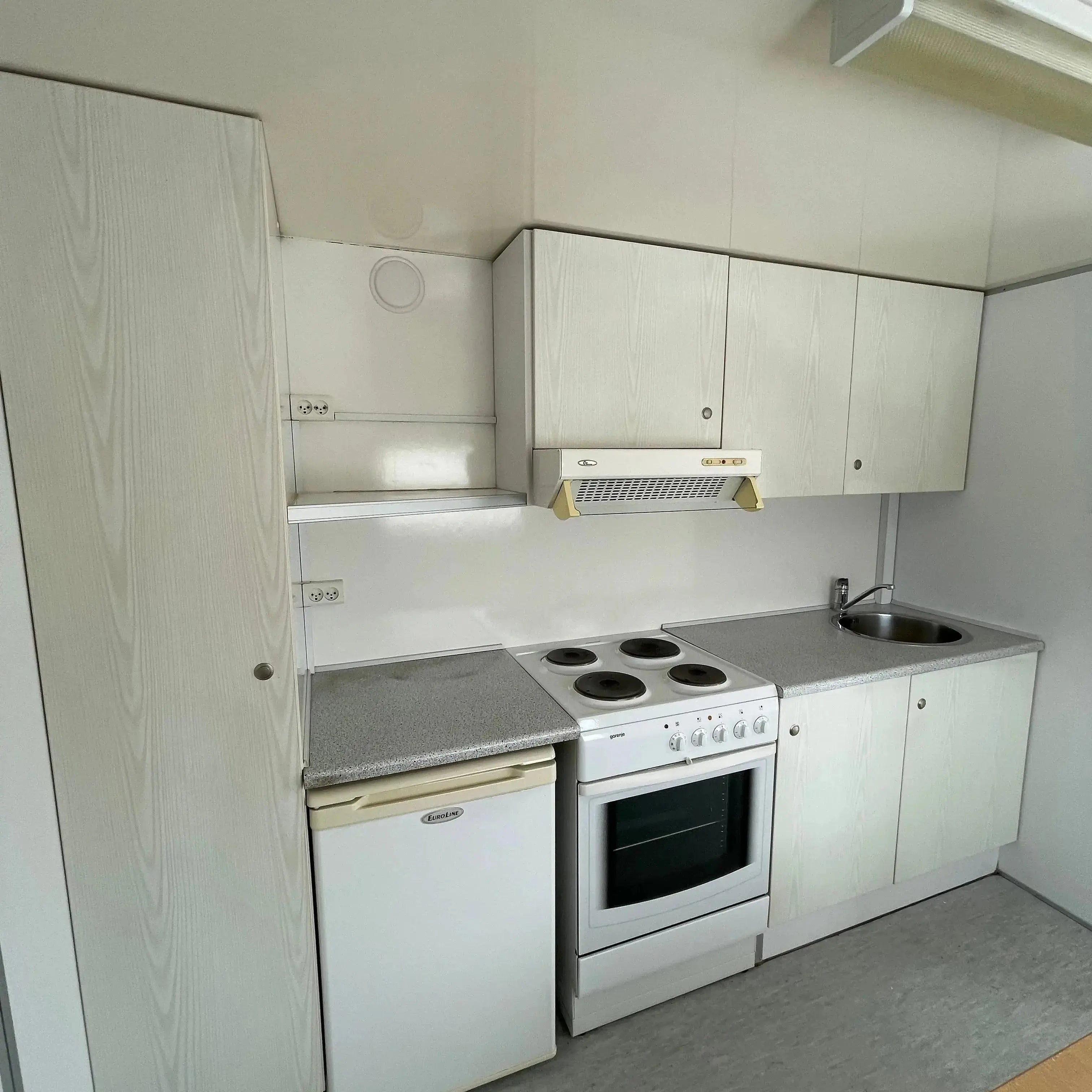 Beboelsesvogn 2-4 personers - Scanvogn Type 730-Køb brugte letvogne og skurvogne hos Letvogne.dk – Stort udvalg og hurtig levering