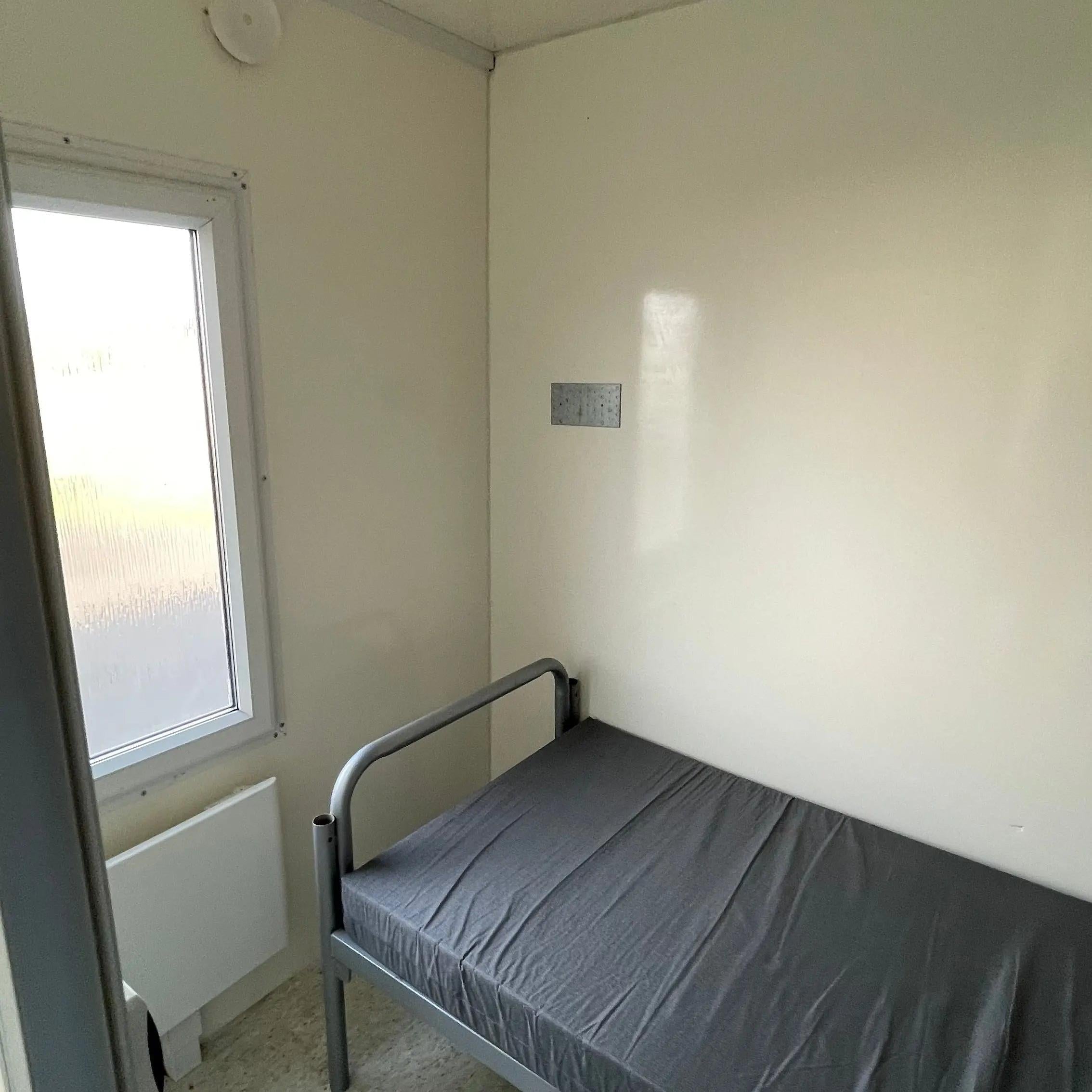 Beboelsesvogn 2-4 personers - VA Type 730-Køb brugte letvogne og skurvogne hos Letvogne.dk – Stort udvalg og hurtig levering