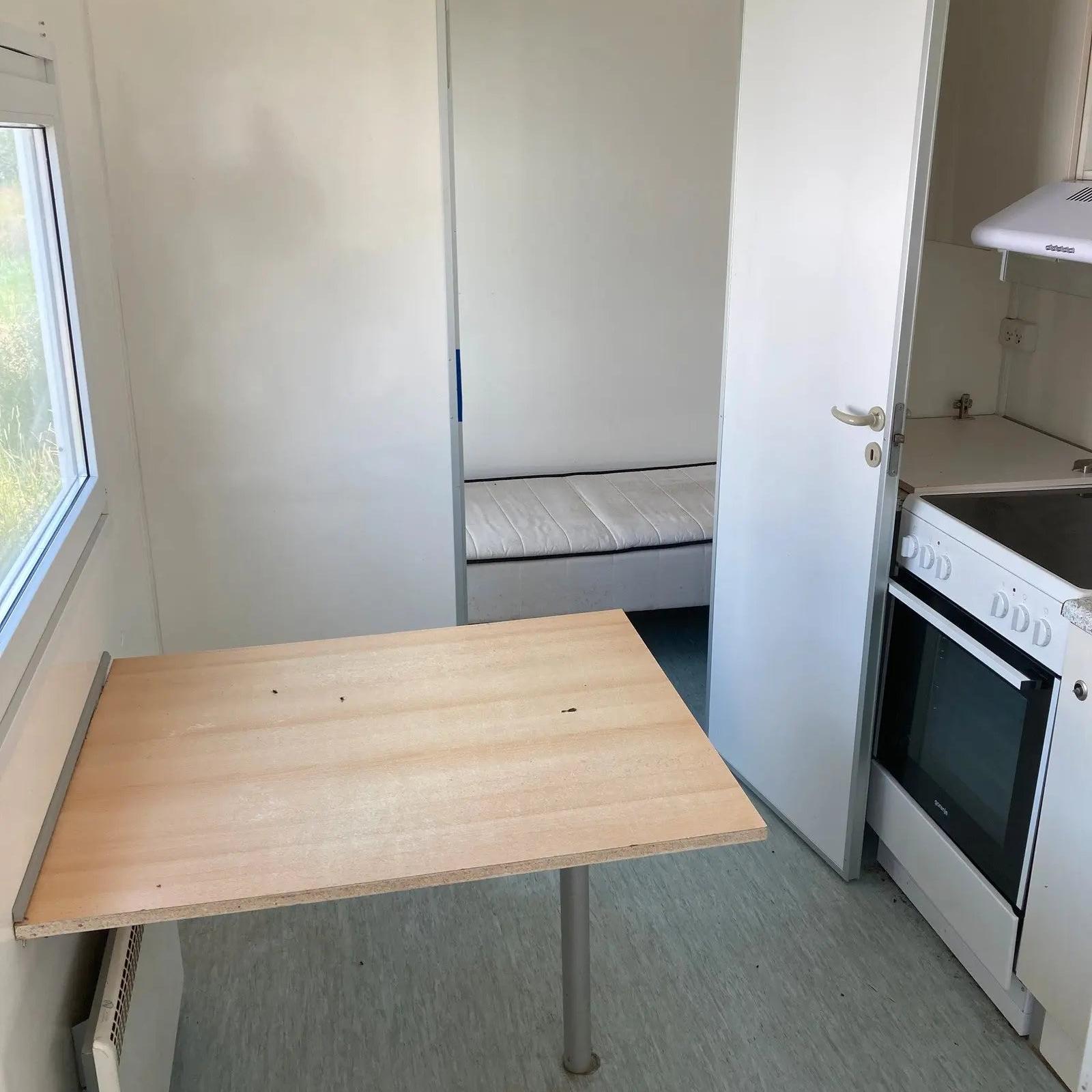 Beboelsesvogn 4 personers - Scanvogn Årgang 2006 Type 730-Køb brugte letvogne og skurvogne hos Letvogne.dk – Stort udvalg og hurtig levering