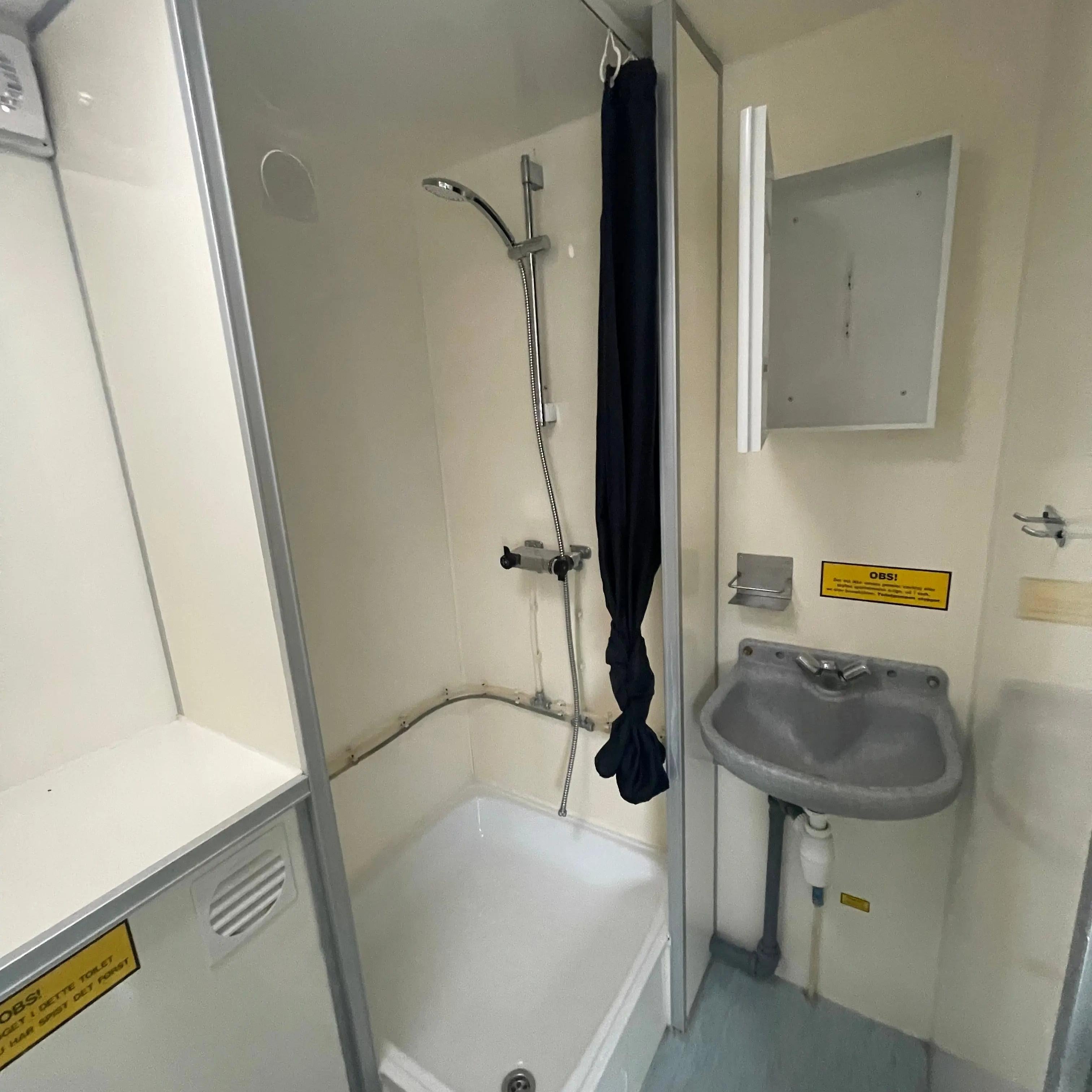 Beboelsesvogn 4 personers - Scanvogn Type 730-Køb brugte letvogne og skurvogne hos Letvogne.dk – Stort udvalg og hurtig levering