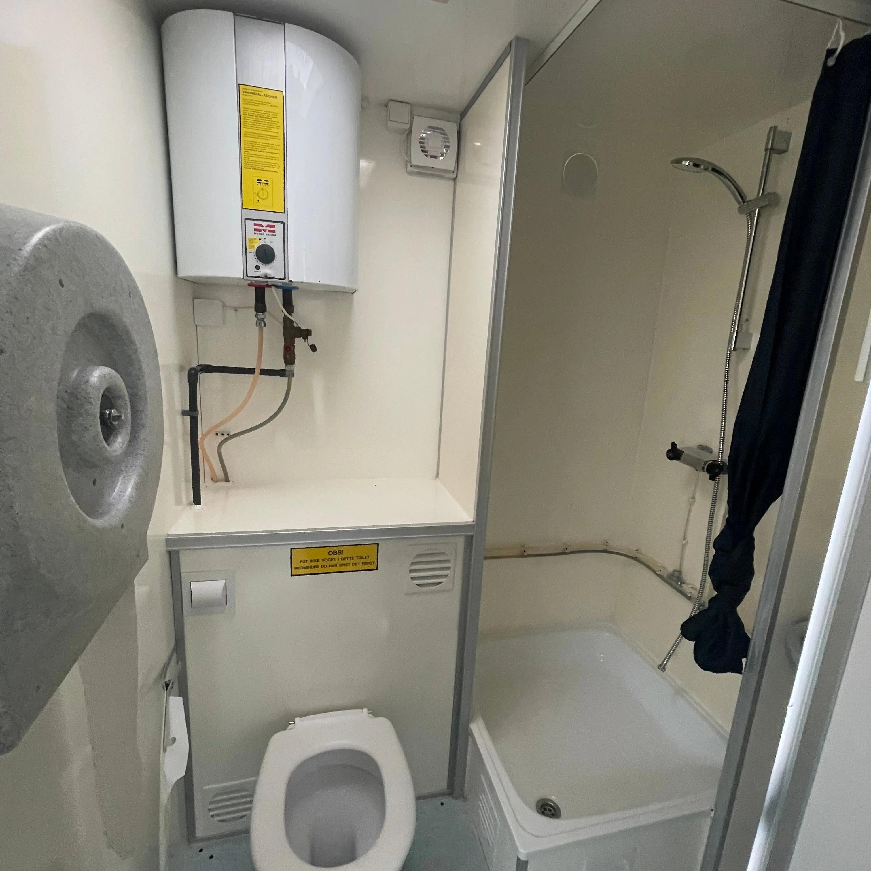 Beboelsesvogn 4 personers - Scanvogn Type 730-Køb brugte letvogne og skurvogne hos Letvogne.dk – Stort udvalg og hurtig levering