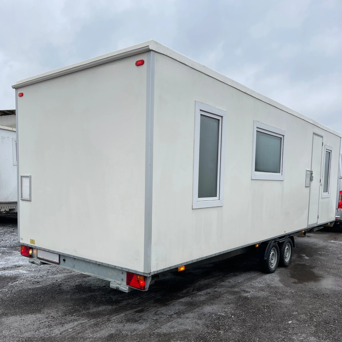 Beboelsesvogn 4 personers - Scanvogn Type 730-Køb brugte letvogne og skurvogne hos Letvogne.dk – Stort udvalg og hurtig levering