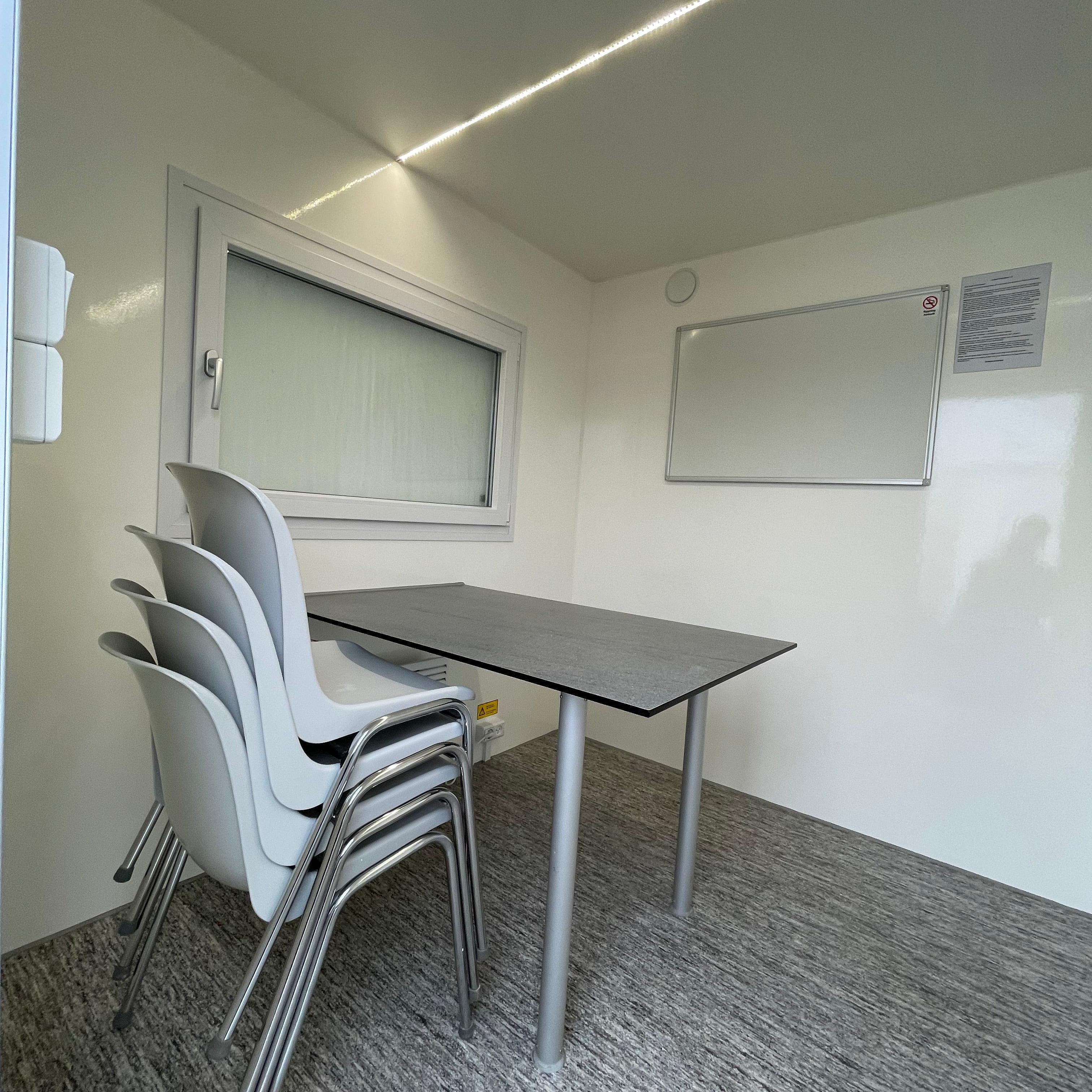 Kontorvogn 4 personers - Scanvogn Type 320-Køb brugte letvogne og skurvogne hos Letvogne.dk – Stort udvalg og hurtig levering