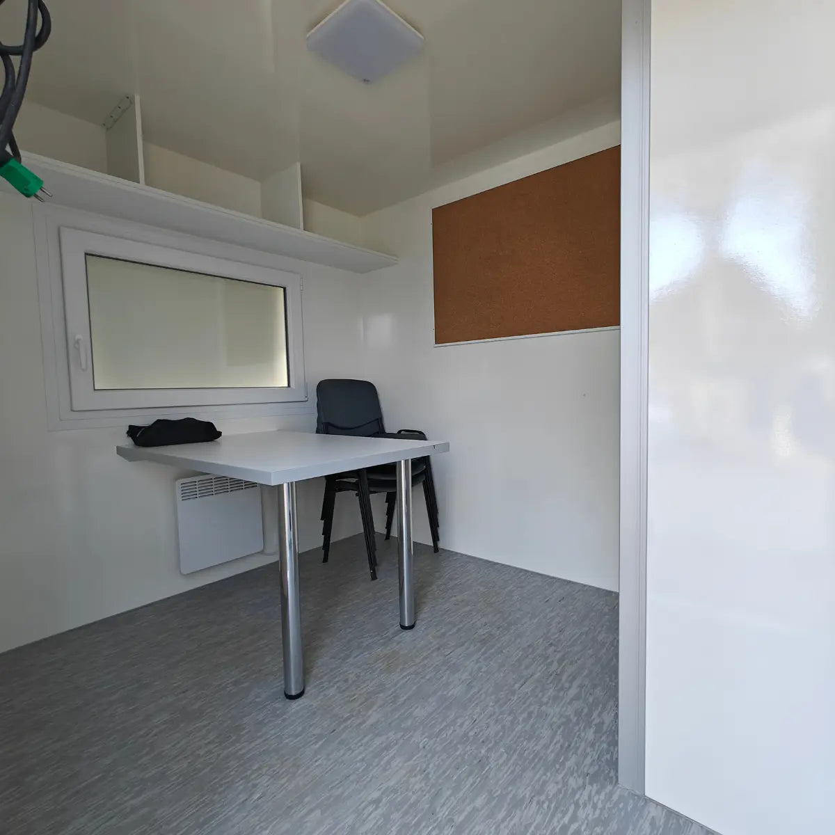 Kontorvogn 4 personers m. Tank - Eurowagon Årgang 2020-Køb brugte letvogne og skurvogne hos Letvogne.dk – Stort udvalg og hurtig levering