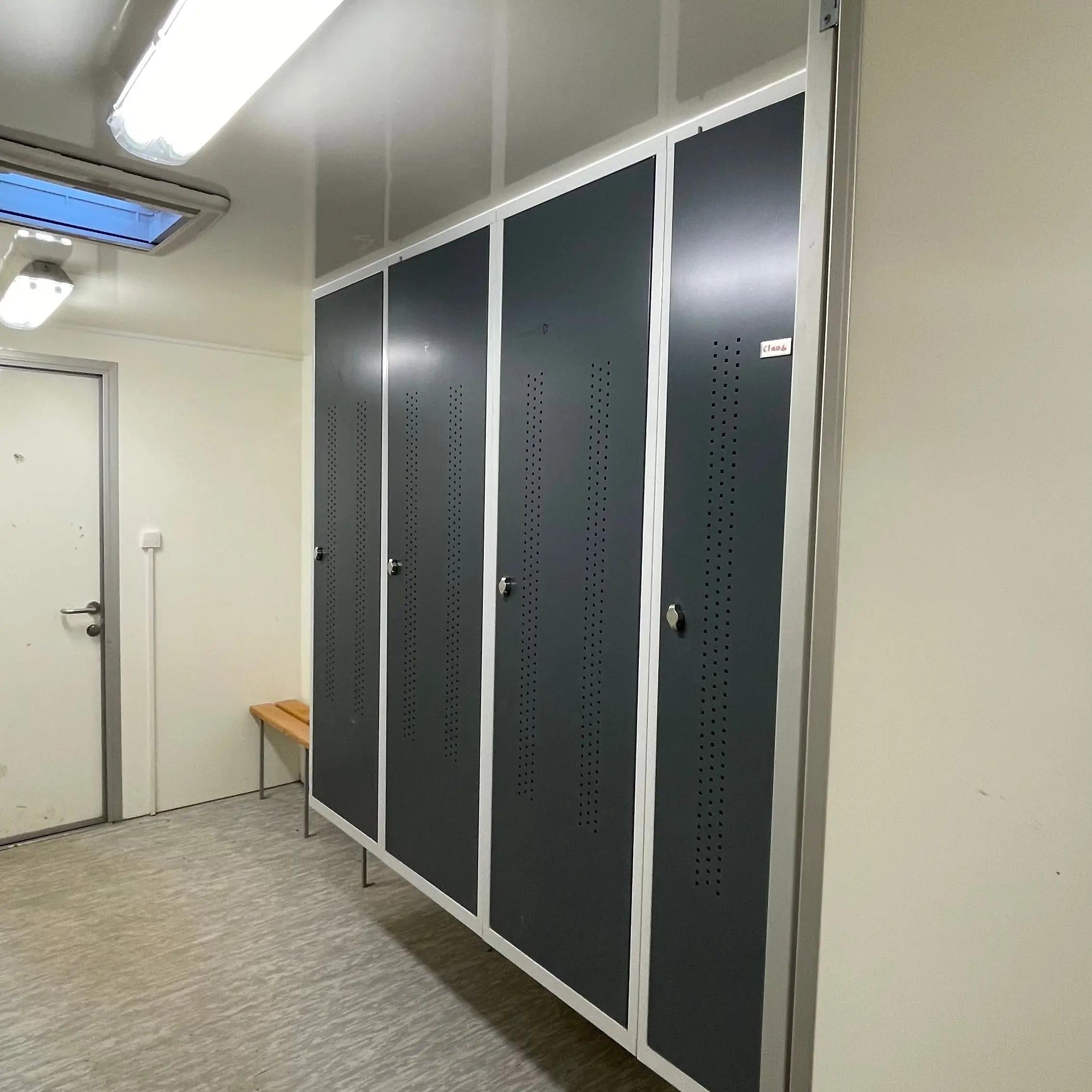 Mandskabsvogn 4 - personers Eurowagon-Køb brugte letvogne og skurvogne hos Letvogne.dk – Stort udvalg og hurtig levering