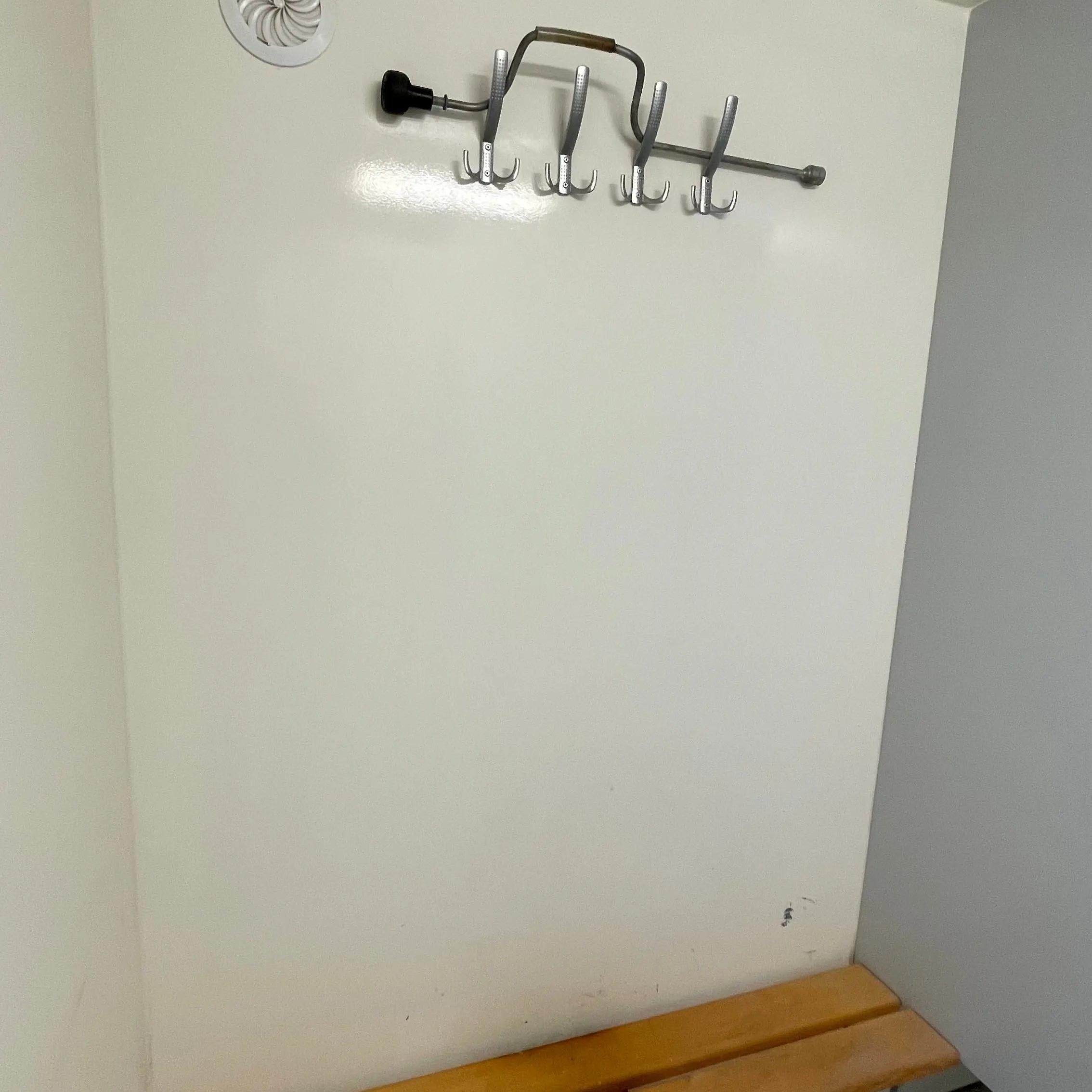 Mandskabsvogn 4 - personers Eurowagon-Køb brugte letvogne og skurvogne hos Letvogne.dk – Stort udvalg og hurtig levering