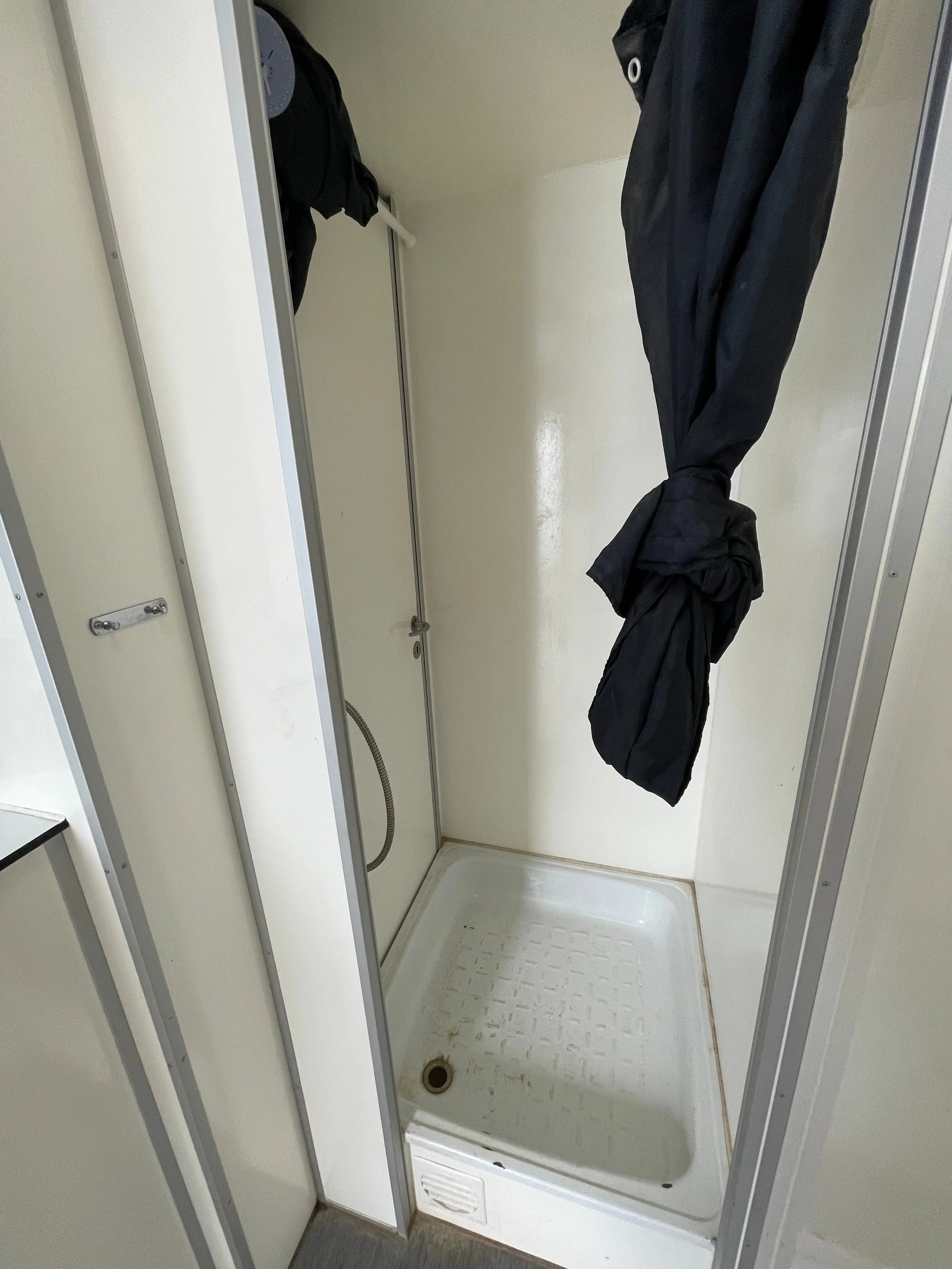 Miljøvogn 4 personers m. Tank - Scanvogn-Køb brugte letvogne og skurvogne hos Letvogne.dk – Stort udvalg og hurtig levering