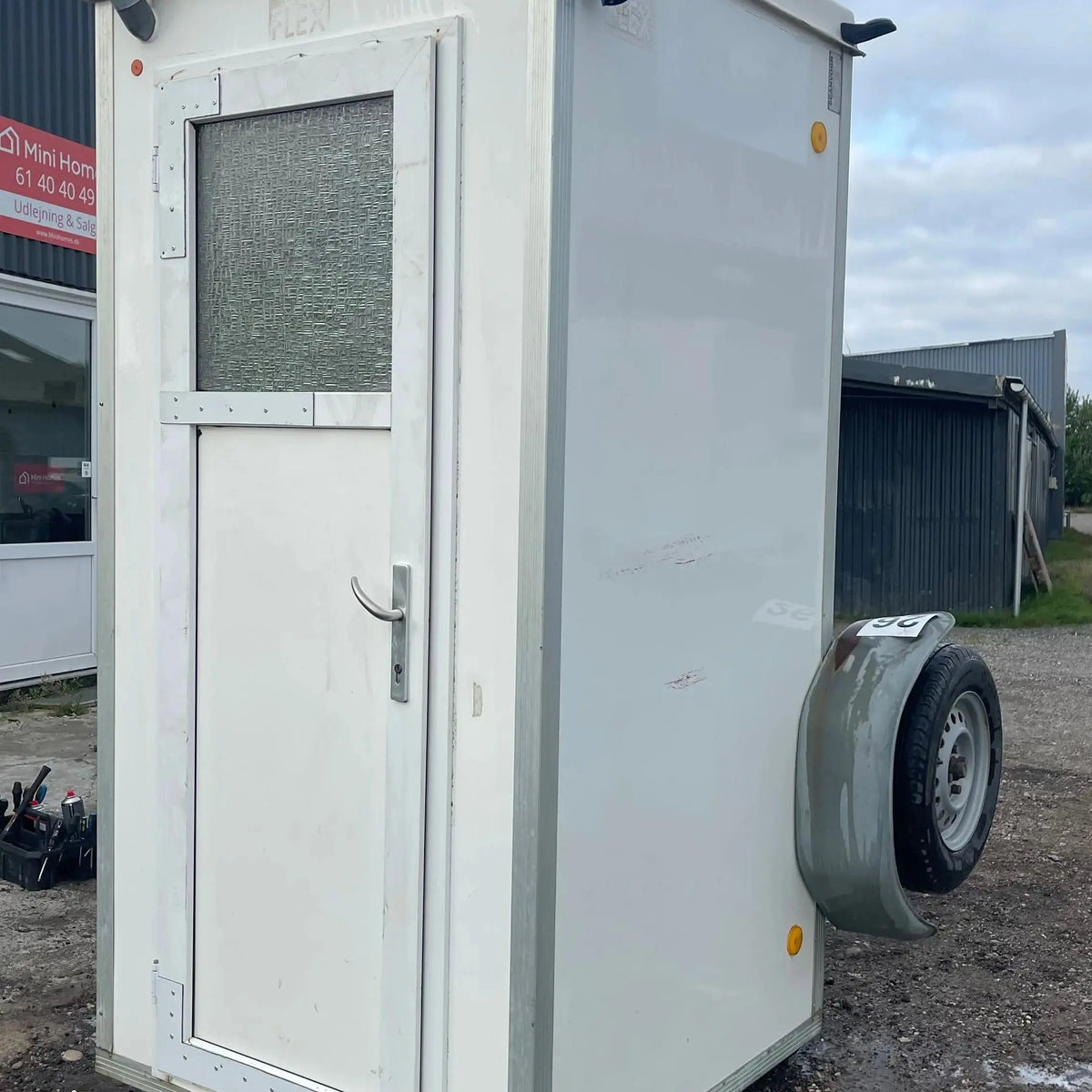 WC-Flex 1 toilet vogn-Køb brugte letvogne og skurvogne hos Letvogne.dk – Stort udvalg og hurtig levering